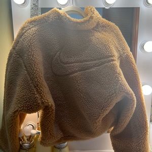 Nike furry jacket (oversized fit)